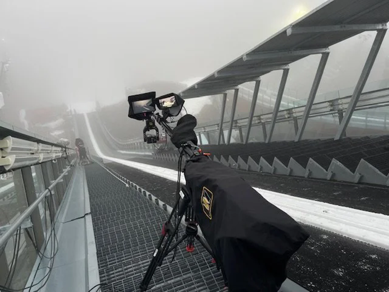 跳台滑雪锦标赛 Polecam 鱼竿摇臂捕捉极致动感